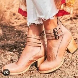 Freebird size8 “Randi” rare blush color BRAND NEW!!!